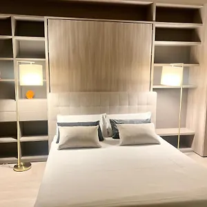 Affittacamere La, Milano
